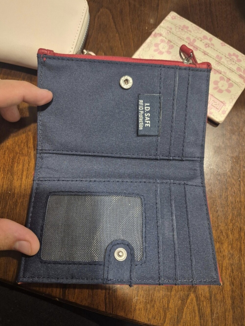 Wallet bundle - Picture 8 of 12